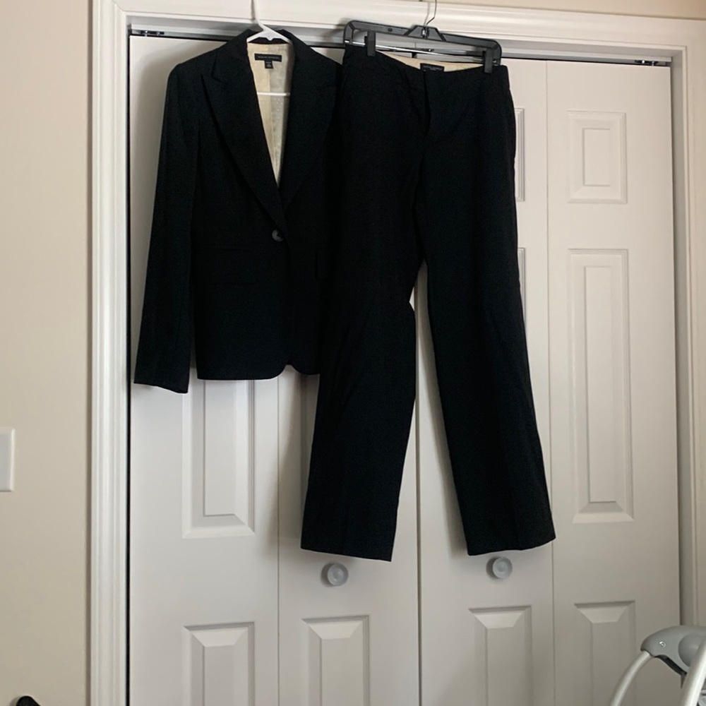 Banana Republic pant suit